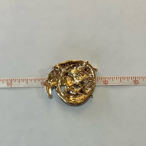 Cornucopia Brooch - Picture 5 of 6